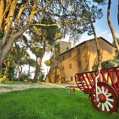 Aparthotel Antico Borgo La Commenda Montefiascone Exterior foto