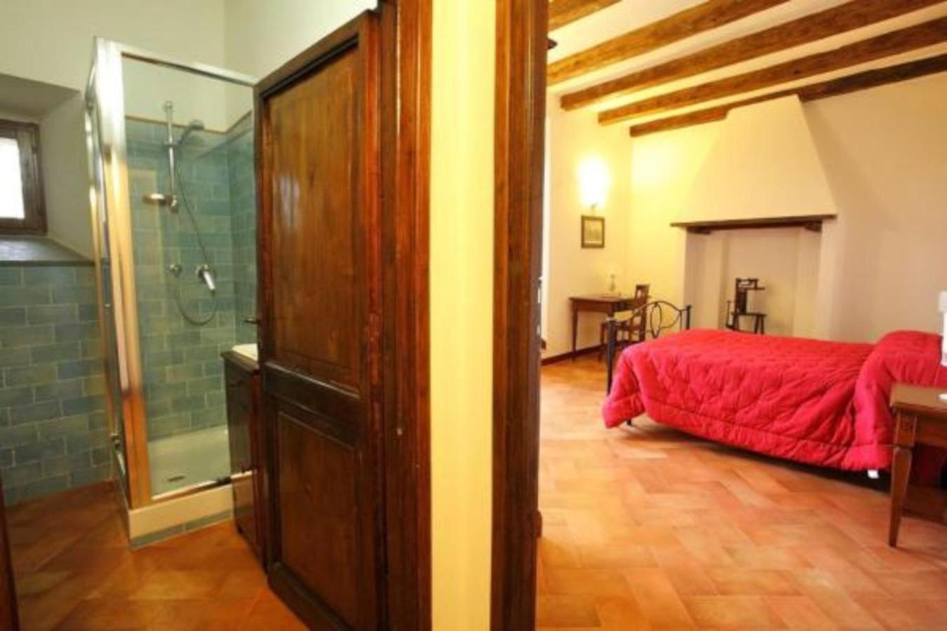 Aparthotel Antico Borgo La Commenda Montefiascone Exterior foto
