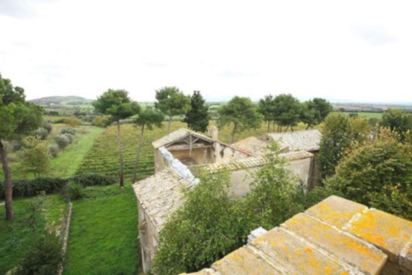 Aparthotel Antico Borgo La Commenda Montefiascone Exterior foto