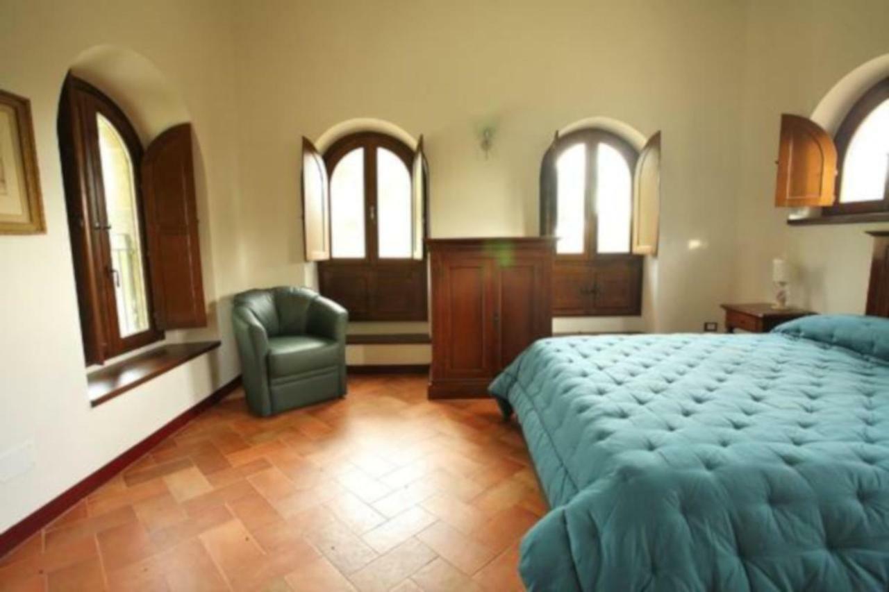 Aparthotel Antico Borgo La Commenda Montefiascone Exterior foto