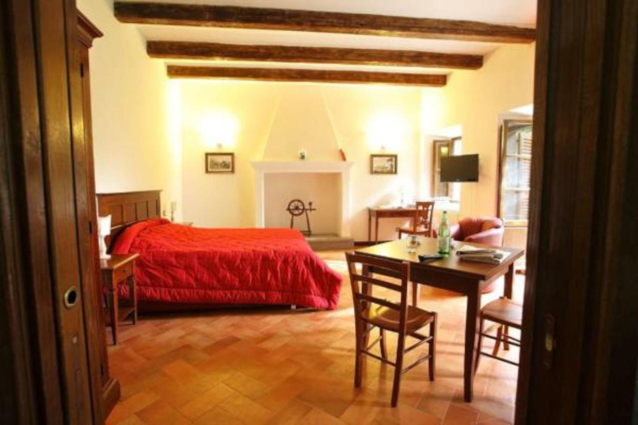 Aparthotel Antico Borgo La Commenda Montefiascone Exterior foto